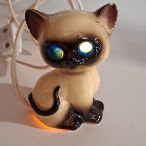 Vintage small Siamese cat lamp